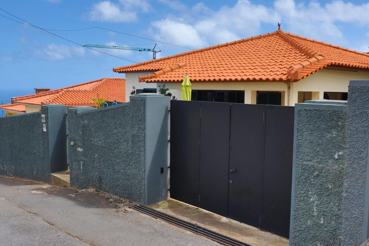 Suites Pinto Coelho Caniço Exteriér fotografie